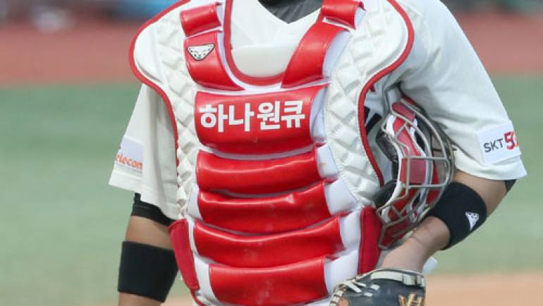 [비하인드 베이스볼] SK와 한화의 연패와 포수 이흥련의 가치