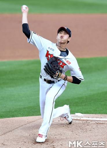 ‘시즌 첫 승’ 김민수, 탈삼진 6개로 kt 연패 끊어